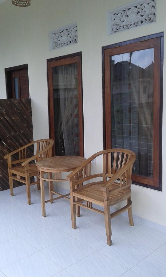 Madu Sentana House Hotel Ubud Exterior foto